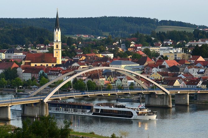 1-way Prague to Vilshofen private transfer - up to 7 passengers - Who This Transfer Fits Best