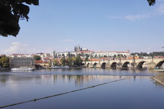 2:5-Hour Walking Tour of Old Town Prague with Boat Ride - Old Town Hall and the Astronomical Clock, what to watch for