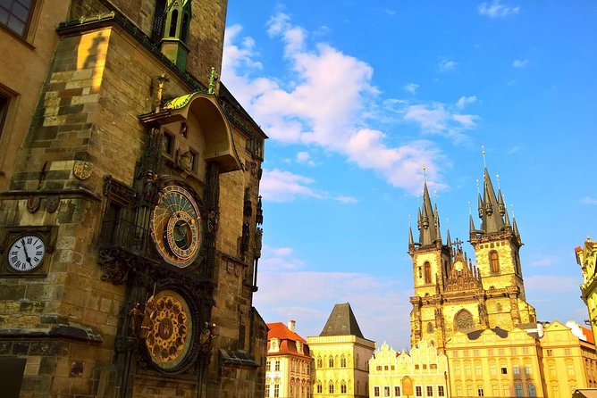 2:5-Hour Walking Tour of Old Town Prague with Boat Ride - The Vltava River sightseeing cruise, views plus a small taste