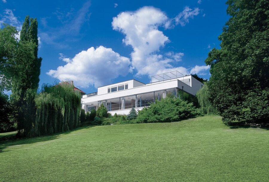 3-Hour Brno Themed Walking Tours - Choosing Your Theme: Functionalism, History and Architecture, or Legends