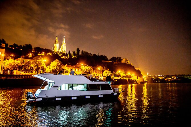 3-hours Prague Private Boat Cruise Beer or Prosecco Unlimited - Swim stops, upper vs central sailing, and onboard comfort