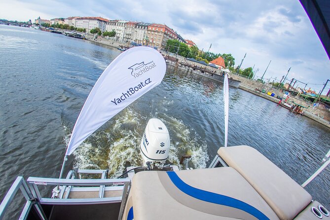 3 Hours Prague Private Boat Cruise Beer or Prosecco Unlimited - Captain energy matters, and you’ll likely feel it fast