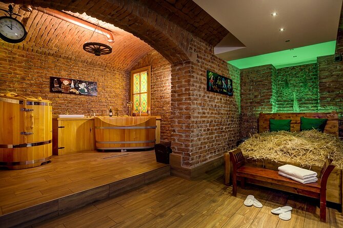 Beer bath Spa for 2 people/ 1 tub - 1,5 hour Activity in Prague - The Ingredients, What the Hops and Yeast Are Supposed to Do