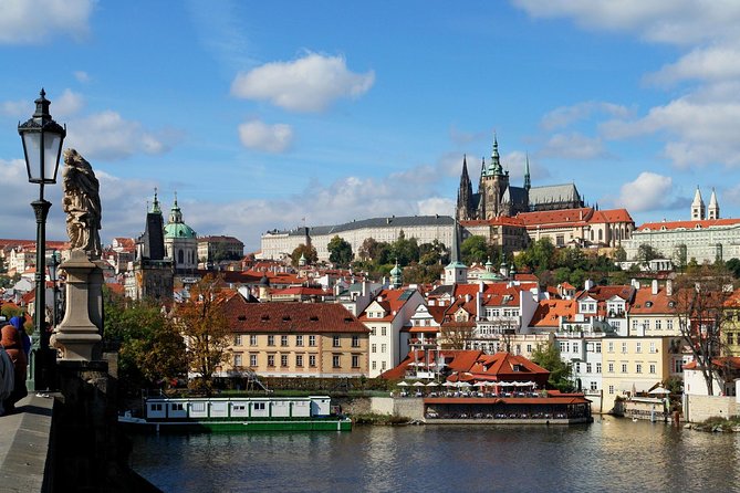 Best of Prague Private Walking Tour (Left and Right Riverbank) - Prague Castle: A Hilltop World in 30 Minutes