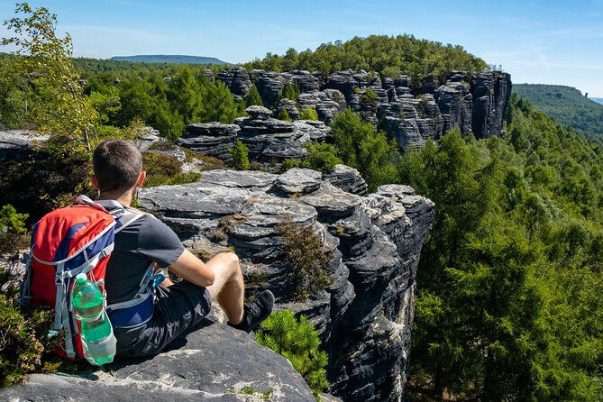 Bohemian Switzerland From Prague with Brewery Tour & Beer Tasting - Stop 1: Leaving Prague and easing into Bohemian Switzerland