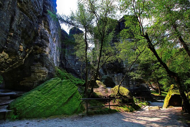Bohemian Switzerland From Prague with Brewery Tour & Beer Tasting - Stop 2: Tisa Rocks, the Narnia-style sandstone maze