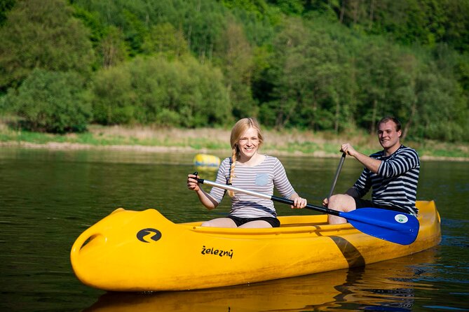 Canoeing on the Elbe river Děčín to Schmilka - Děčín to Schmilka: a beginner canoe route through a stunning sandstone canyon