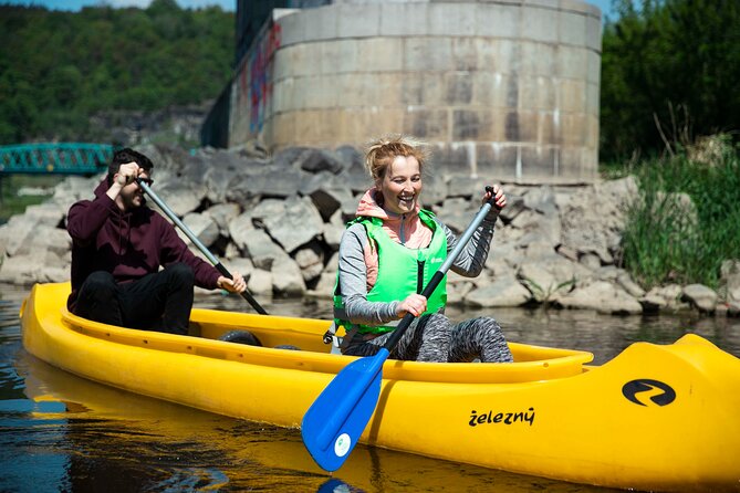 Canoeing on the Elbe river Děčín to Schmilka - The handover in Schmilka: finish at the ferry station and keep the afternoon flexible