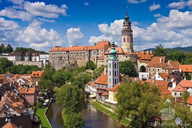 Cesky Krumlov Full day tour from Prague and back - Crossing to Lunch, River Views, and a Medieval Break