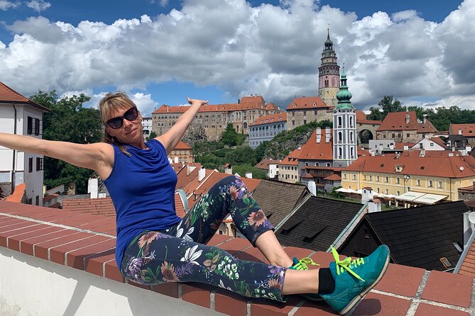 Cesky Krumlov medieval UNESCO sites - private tour with PERSONAL PRAGUE GUIDE - UNESCO historic center: medieval lanes, quick breathing room