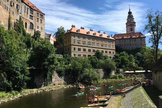 Cesky Krumlov Old Town Private Walking Tour - Starting at náměstí Svornosti and planning your 3-hour walk
