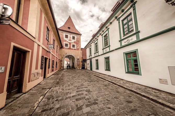 Cesky Krumlov One Day Trip from Prague by bus - Pickup, Drop-Off, and How to Avoid the Most Common Frustration