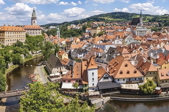 Cesky Krumlov Private day trip from Prague with Lunch and Castle admission - Door-to-door pickup, comfy driving, and how the day stays relaxed