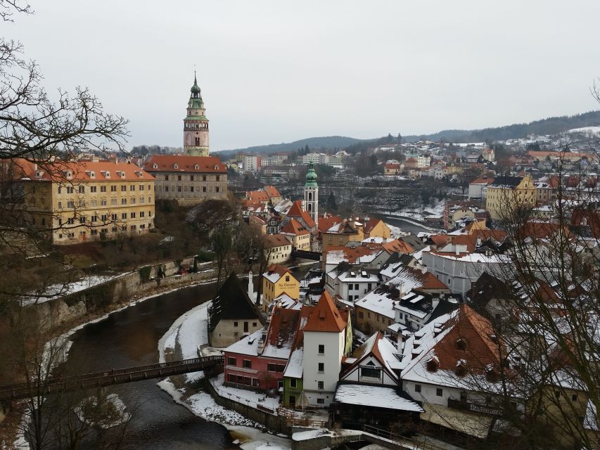 Český Krumlov - with entrance to the castle - Why Český Krumlov Feels Like More Than a Photo Stop