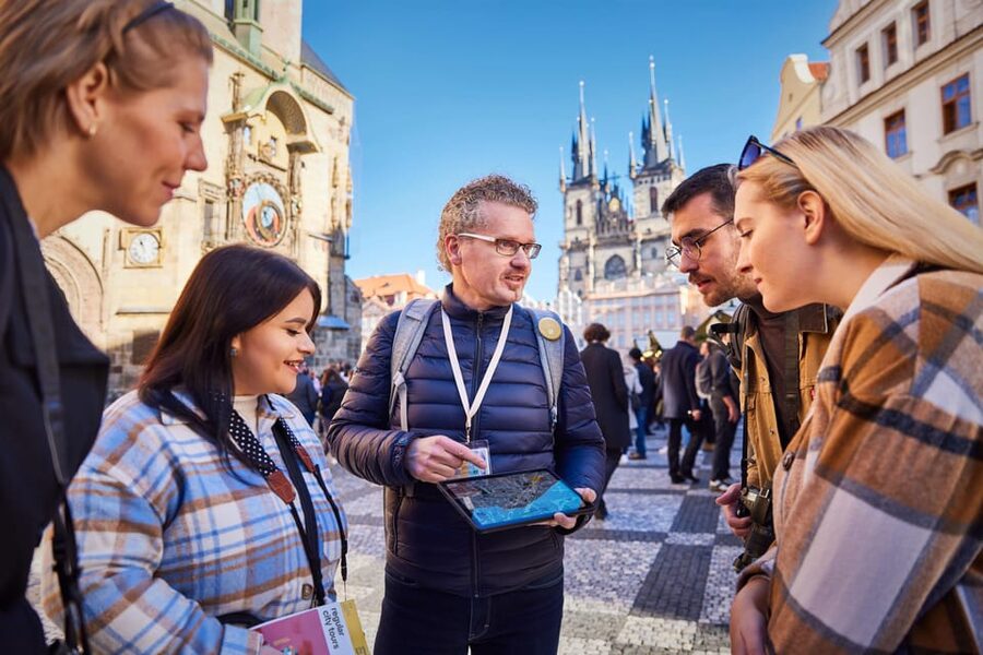 Charles Bridge & Lesser Town Walking Tour - Lennon Wall and Na Kampě: the stop that changes the mood