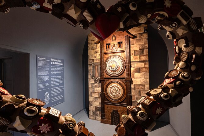Choco Art Museum Admission Ticket - Entering the Museum: Statues, Jewels, and a Show Like Feel