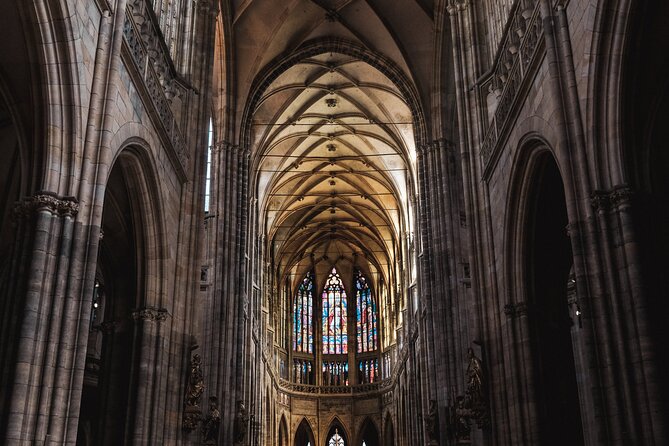 Classic Prague Castle Tour, Strahov Monastery & Castle District - St Vitus Cathedral and the Old Royal Palace, inside access included or not?