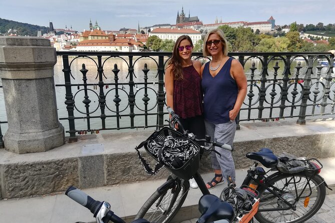 Communism and World War 2 Prague City Tour - Old Town, Kafka, Jewish sights, and how war reshapes a city