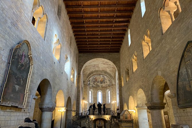 Complete Prague Castle Tour (Tickets to Interiors Included) - Old Royal Palace and Vladislav Hall: where power got theatrical