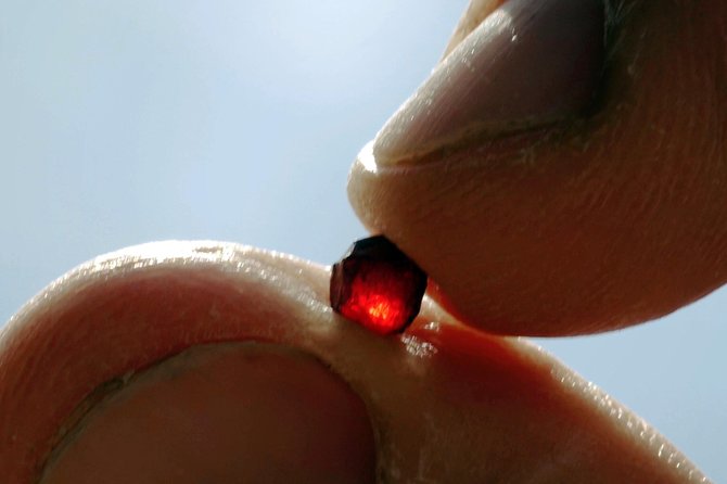 Countryside, Czech Garnet Panning, Farm,Lunch&Beer 4WD Adventure - Bohemian garnet panning: make a souvenir the old-school way