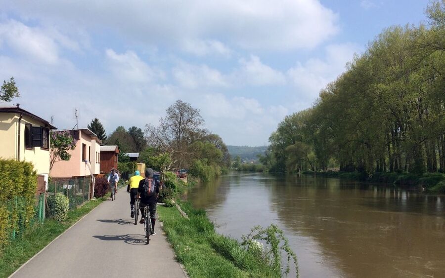 Coutryside bike tour to Karlstejn Castle. - Key things to know before you pedal out