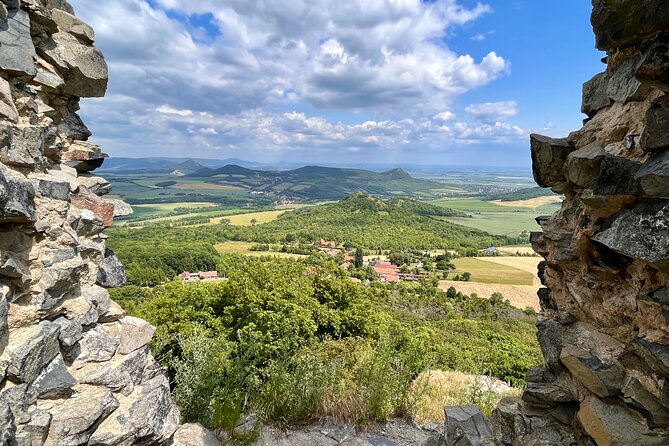 Czech countryside scenical hike to the castle, local deli tasting - The hike to the castle: when “scenic” actually means walking