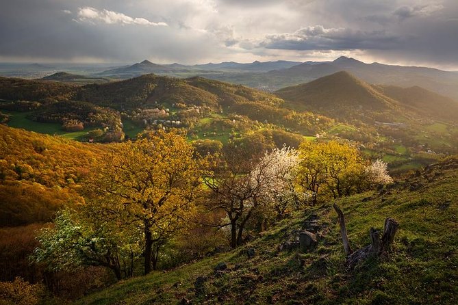 Czech garnet panning, scenic drive, farm & cheese, lunch & beer - Key highlights worth planning around