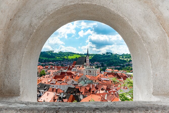Day Trip to the Fairytale Town of Cesky Krumlov - The first UNESCO walk: fairytale streets with real context