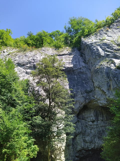 Discover Moravian Karst: Seven Stops, One Tailored Tour - Karst caves and ticket realities: Balcarka is the base, Punkva is an optional upgrade