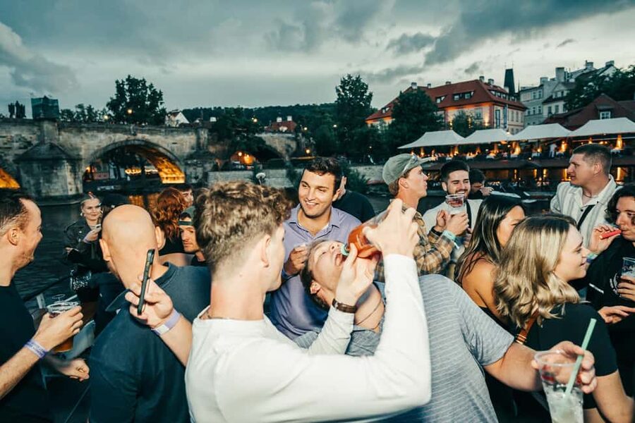 Drunken Monkey Prague Boat Party Open Bar to Duplex Club - Quick Key Points Before You Go