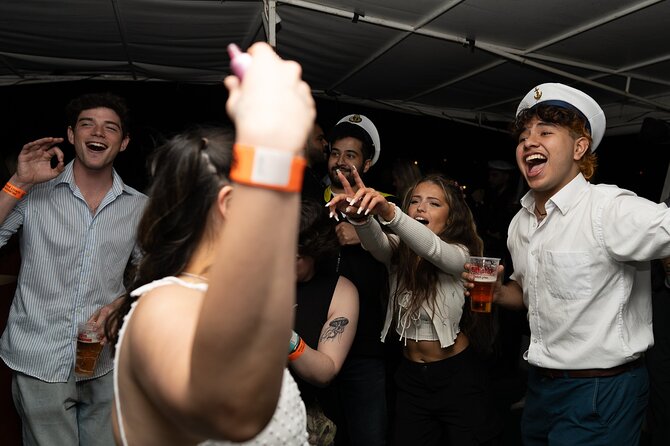 Drunken Monkey Prague Boat Party w/ 2hr Open Bar, DJ & Club Entry - Boat DJ Energy Plus the After-Party at Duplex Rooftop Club
