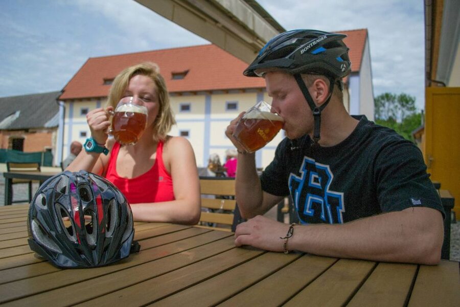 E-Bike Day Trip: Visit a Roman Castle and Taste Craft Beer - Karlstejn Castle: the 15th-century pause with big rewards