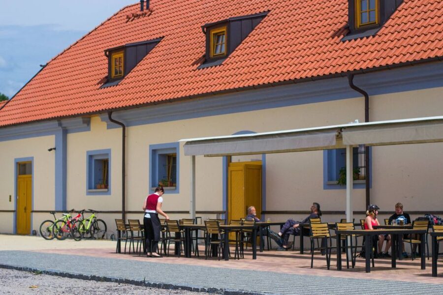 E-Bike Day Trip: Visit a Roman Castle and Taste Craft Beer - E-bike riding along the Vltava and Berounka rivers