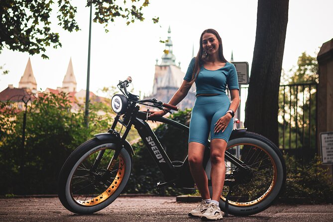 Ebike Sunset tour of Prague - Letna Viewpoint: The Five-Bridges Photo Moment