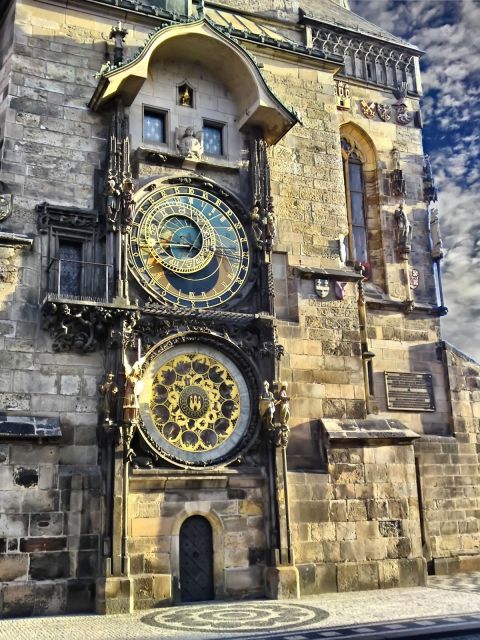 Essential Prague Walking Tour - A half-day route that keeps the timeline moving