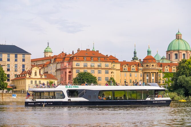 Evening Eco Cruise With a Glass of Prosecco in Bohemia - The core idea: short, scenic, and easy to fit in