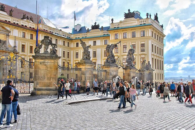 Explore the Historic Prague Castle: Private Half-Day Walking Tour - Guide Quality and Personalization, Why It Matters on Castle Hill