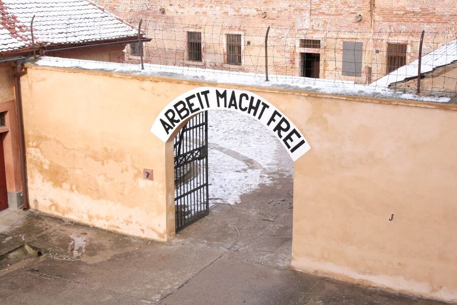 From Prague: All-inclusive Bus Tour to Terezin Memorial - Coach ride in the morning: why the narration helps you arrive ready