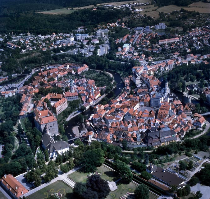 From Prague: Český Krumlov and České Budějovice Day Trip - Český Krumlov Old Town: The Views and the Ones You Shouldn’t Skip