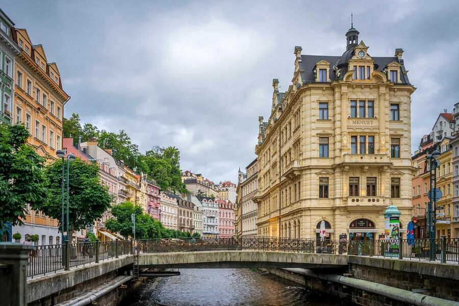 From Prague: Day trip to Karlovy Vary - The 7.5-Hour Block, and Why the Timing Feels Fair