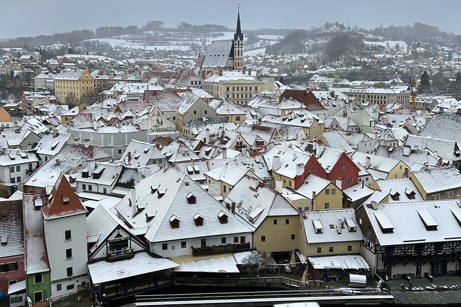 From Prague Day Unique Tour To Cesky Krumlov - Getting There From Prague: The 8:00 AM Start Works