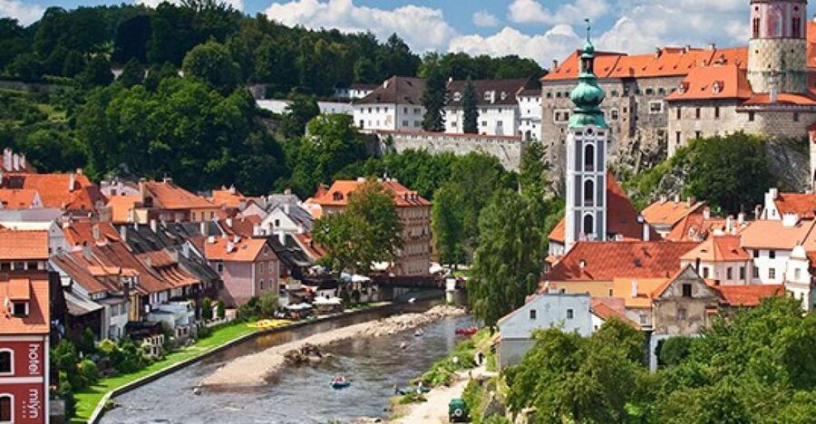 From Prague: Full-Day Trip to Česky Krumlov - Should You Book This Day Trip From Prague?