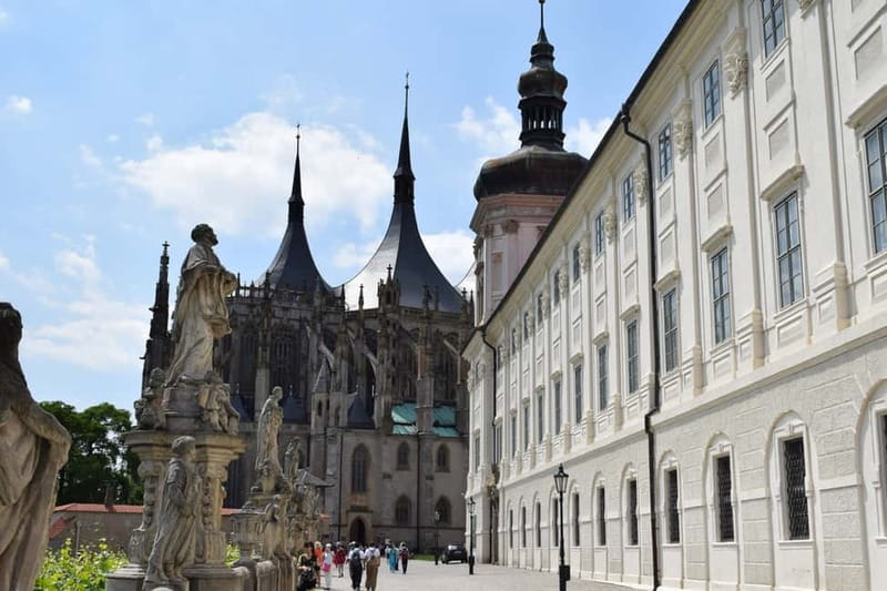 From Prague: Half-Day Coach Tour to Kutná Hora - Mining history stops: Hrádek museum and the Central Mint at Italian Court