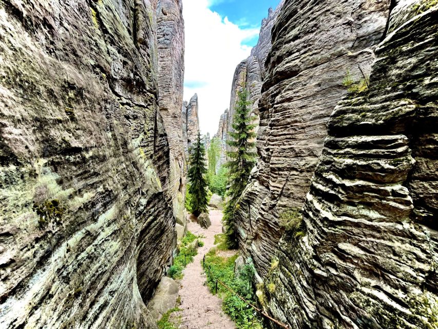From Prague: Hike, Castle and Brewery in Bohemian Paradise - Lomnice nad Popelkou craft beer: tastings, brewery tour, and a monk-carved backup plan