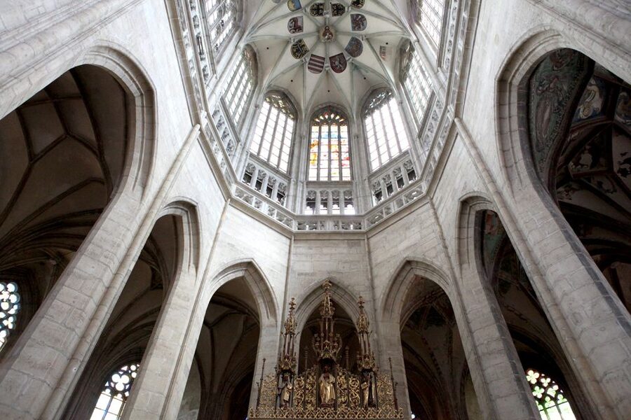 From Prague: Kutna Hora and Bone Chapel Tour - Guides Matter Here, Especially on a Sensitive Site
