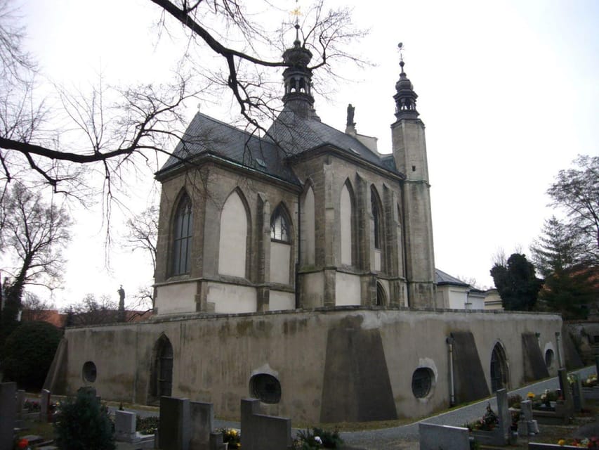 From Prague: Kutna Hora private Day Tour by car - Prague to Kutná Hora by private car: less stress, more time