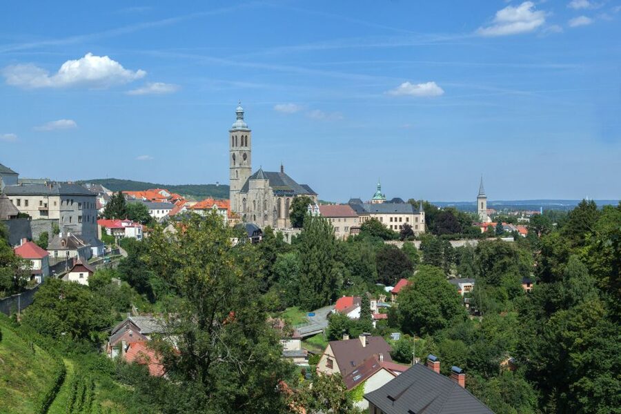 From Prague: Kutna Hora UNESCO Site Tour with Bone Chapel - Italian Court and Ruthardka Street: where the medieval vibe feels lived-in