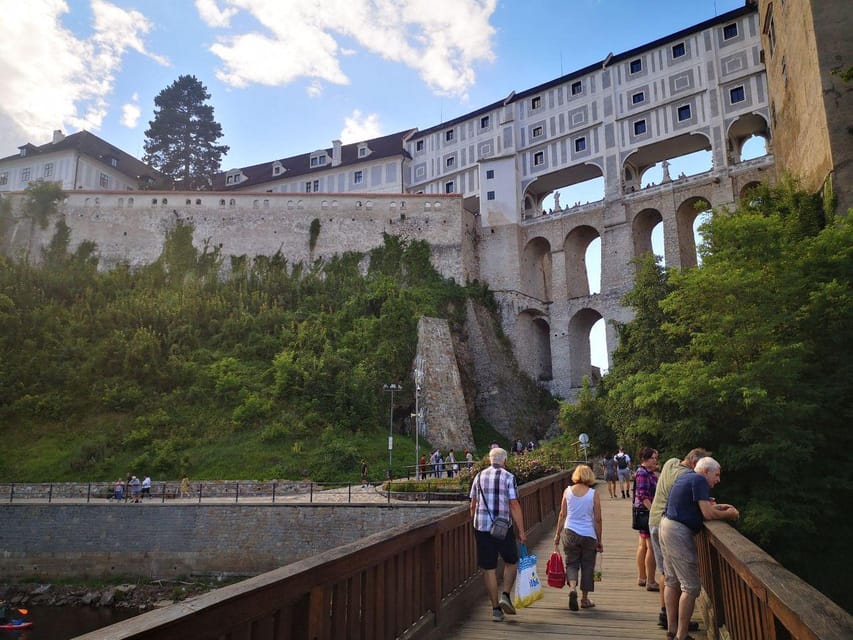 From Prague to the fabulous Cesky Krumlov:fullday experience - Should you book this Prague to Český Krumlov tour?