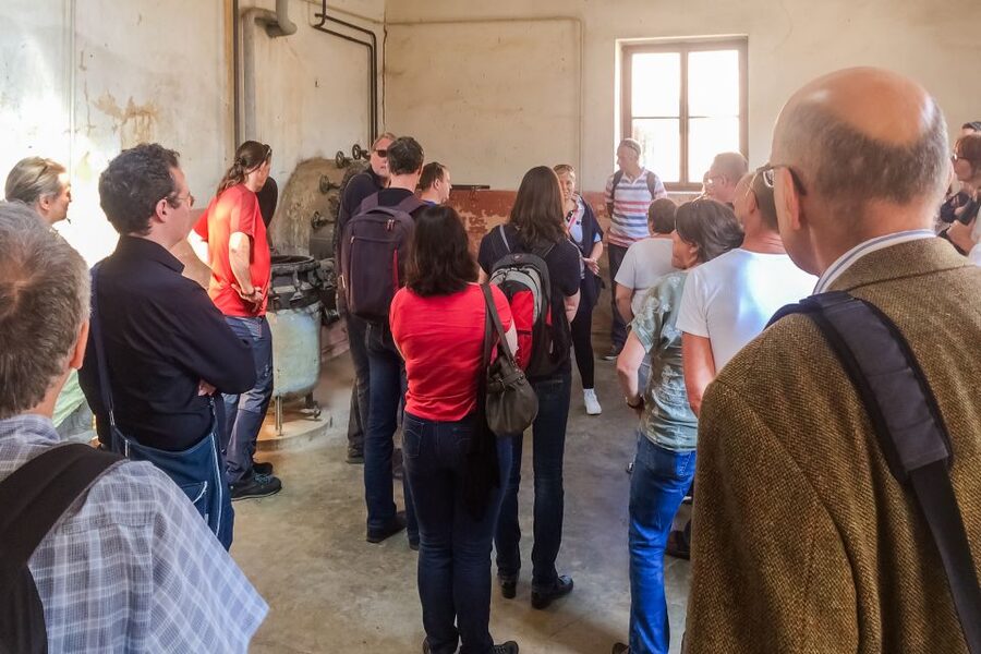From Prague: Tour of Terezin Concentration Camp - The guide effect: bilingual delivery, pacing, and how humor can be appropriate