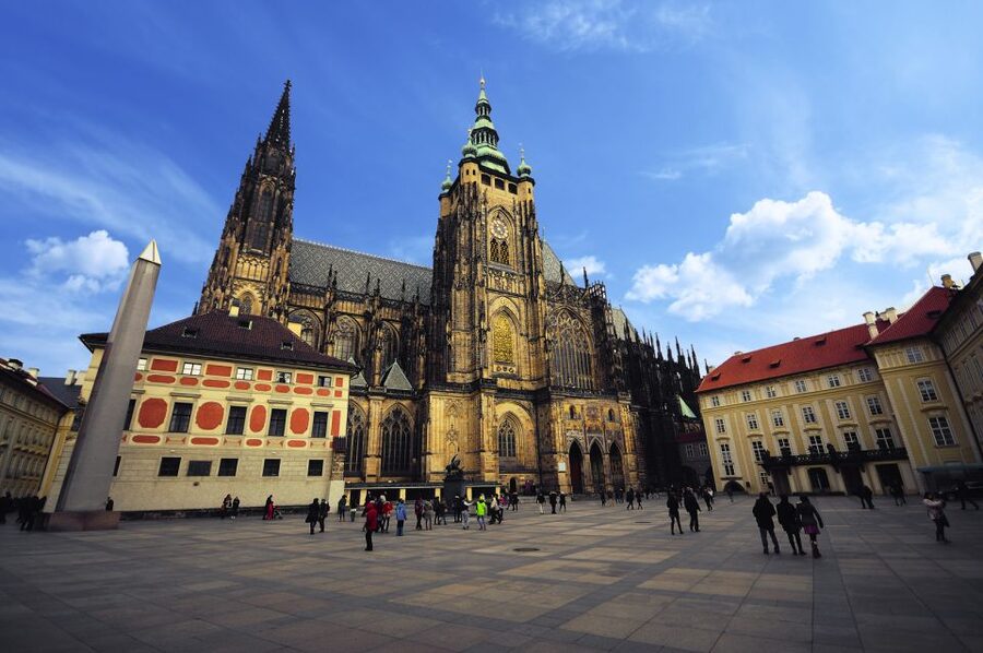 Full-Day Private Trip from Vienna to Prague - Price and Logistics: What You Really Pay For
